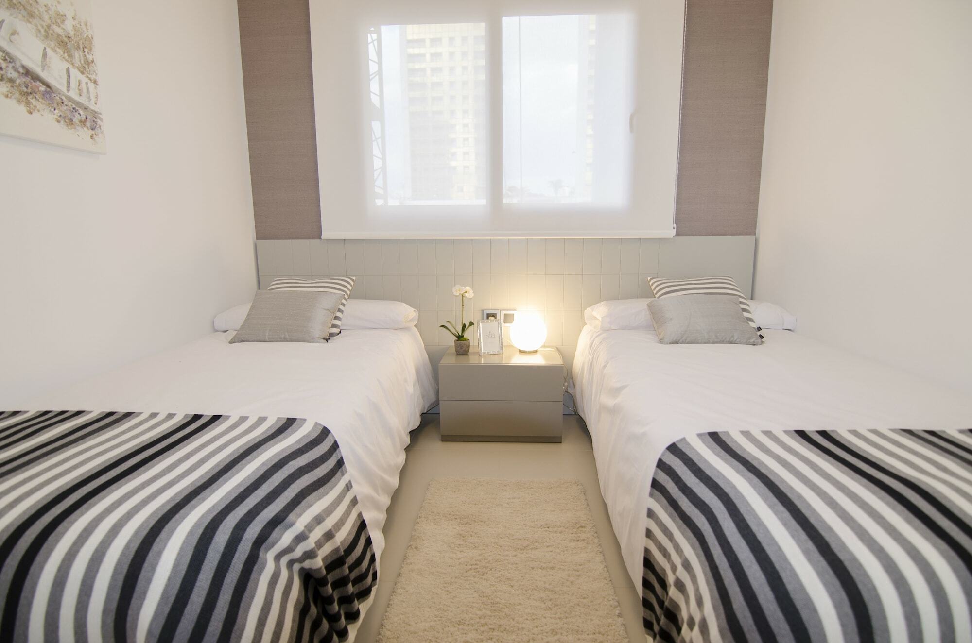 Sunset Drive Benidorm By Mar Holidays Exterior photo